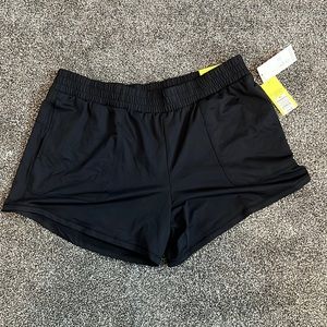 Athletic shorts